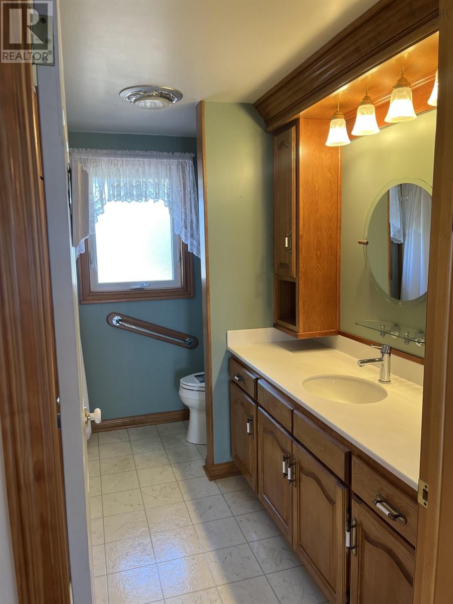 31 Allen Street, Glace Bay, Nova Scotia  B1A 1X7 - Photo 15 - 202514321