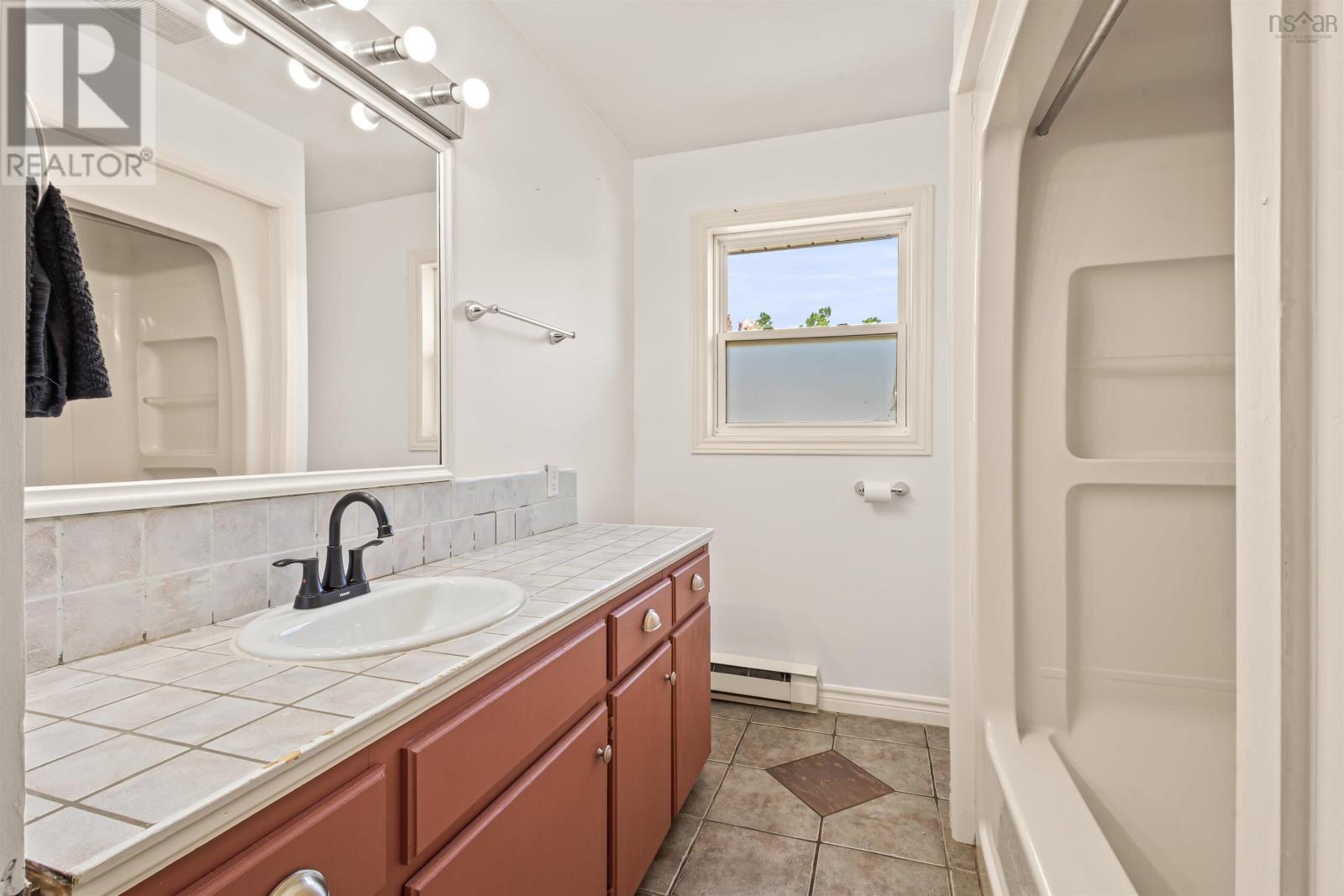44 St Bernard Street, Stellarton, Nova Scotia  B0K 1S0 - Photo 19 - 202519281