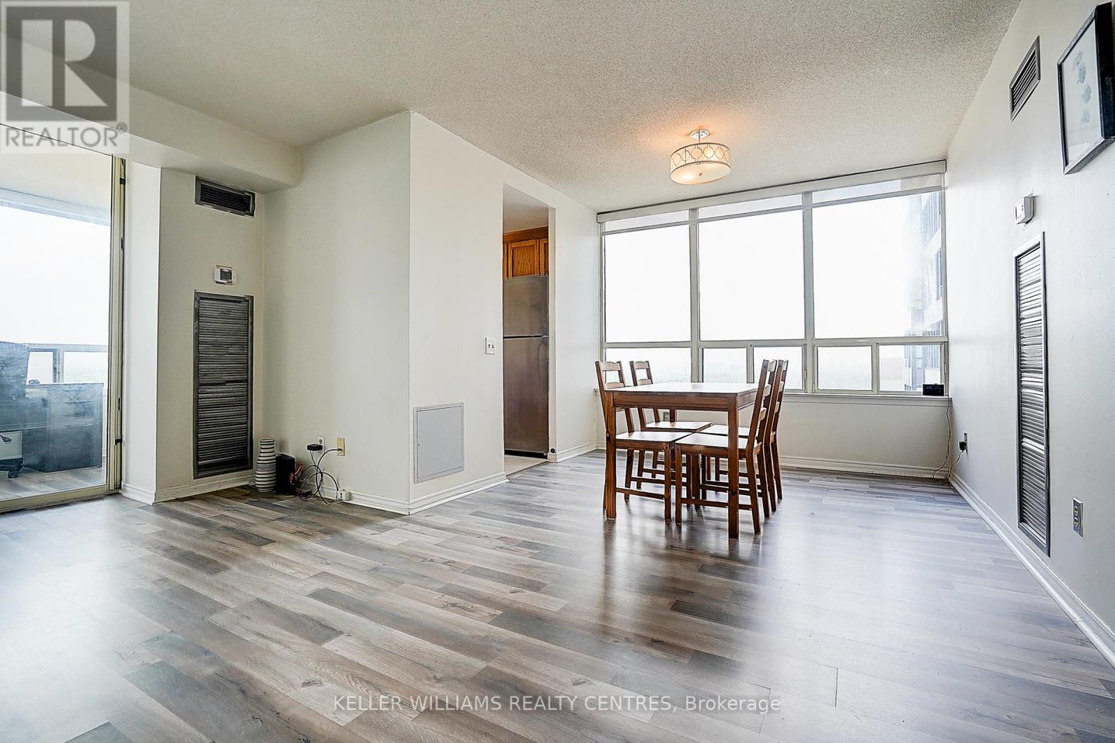 1511 - 7 Bishop Avenue, Toronto (Newtonbrook East), Ontario  M2M 4J4 - Photo 16 - C12344057