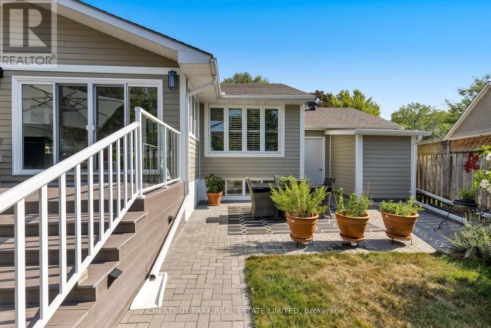 75 Paperbirch Drive, Toronto, Ontario  M3C 2E6 - Photo 18 - C12344089