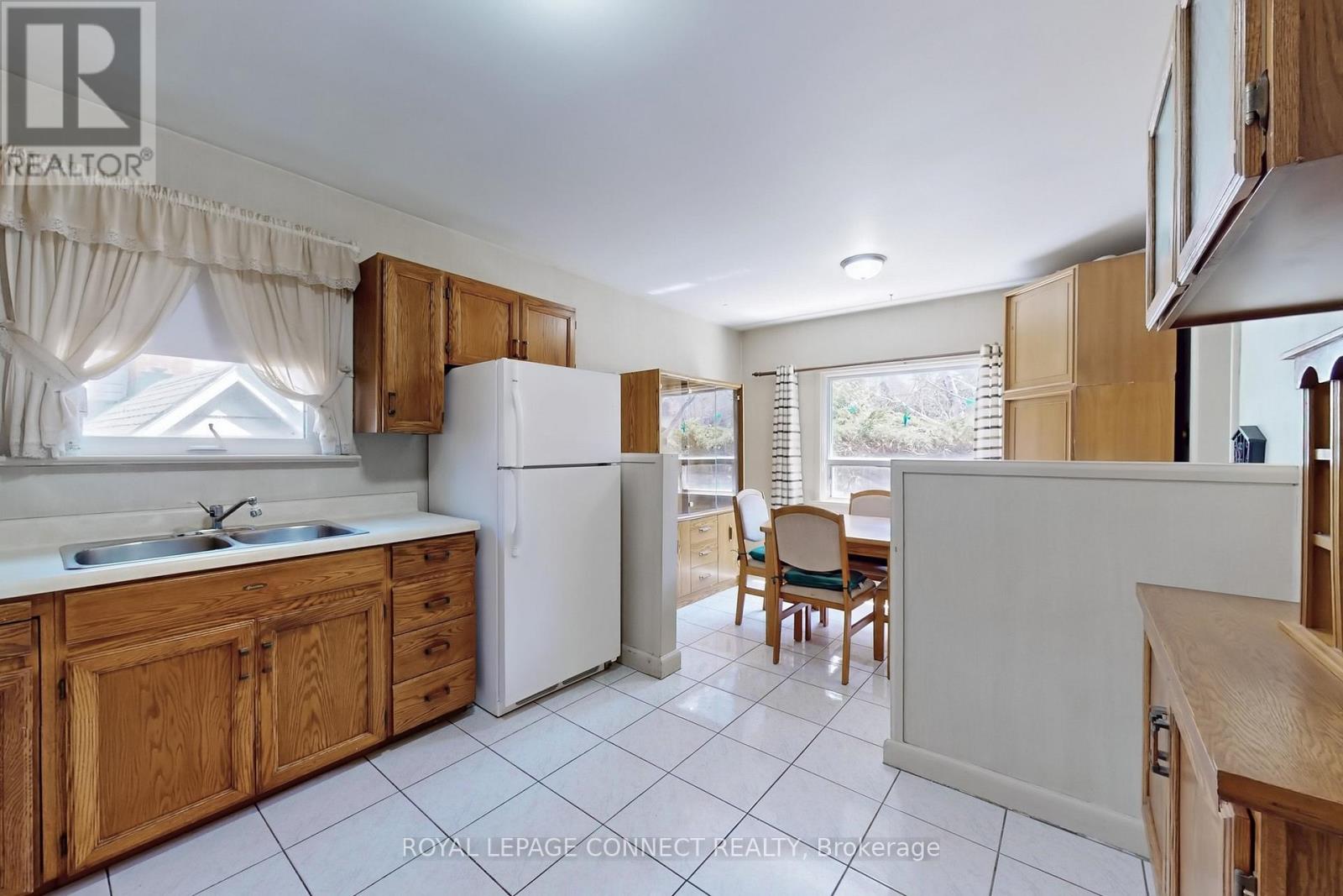 20 Brinloor Boulevard, Toronto, Ontario  M1M 1L2 - Photo 11 - E12344115