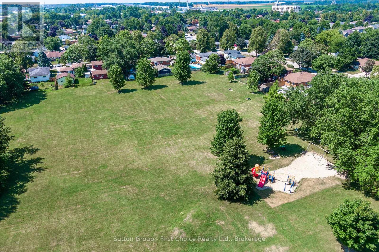 292 Redford Crescent, Stratford, Ontario  N5A 1P5 - Photo 47 - X12312542
