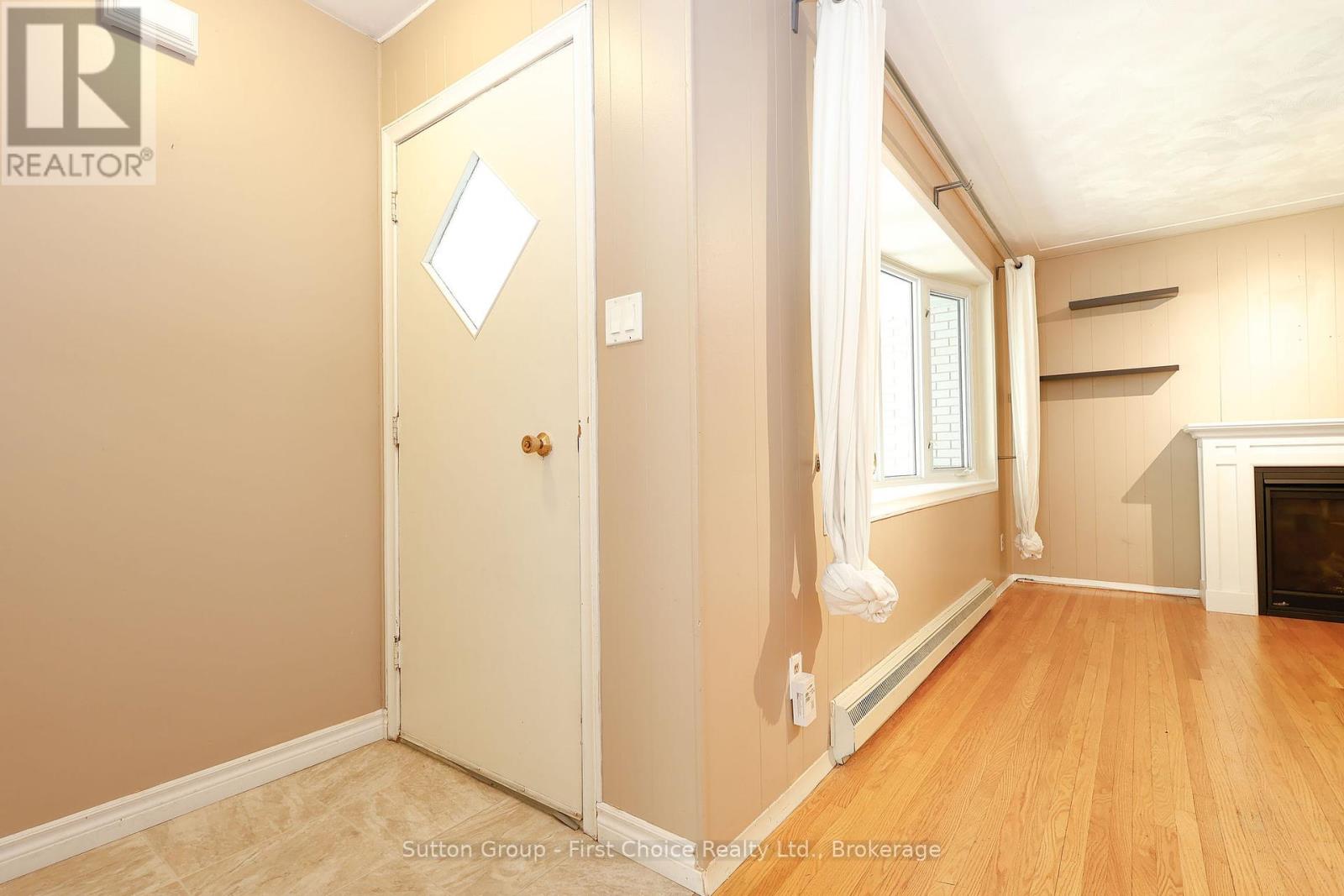 292 Redford Crescent, Stratford, Ontario  N5A 1P5 - Photo 8 - X12312542