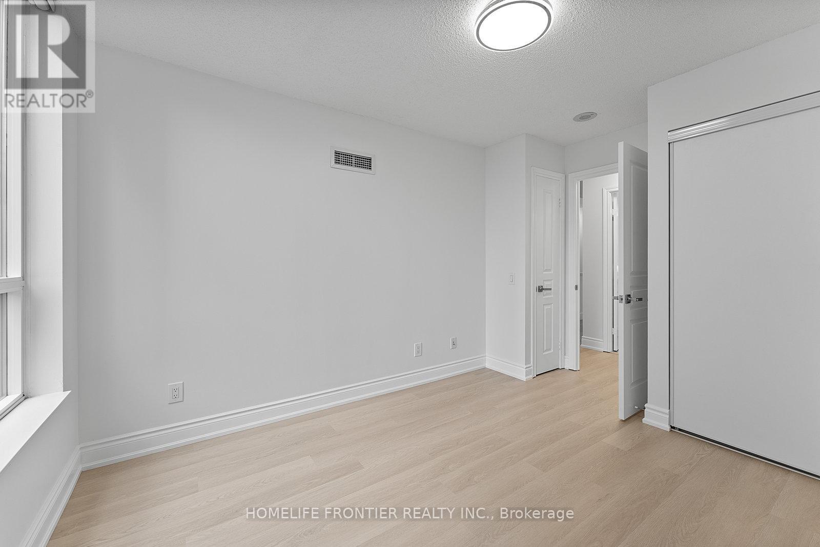 311 - 5 Northtown Way, Toronto, Ontario  M2N 7A1 - Photo 15 - C12331882