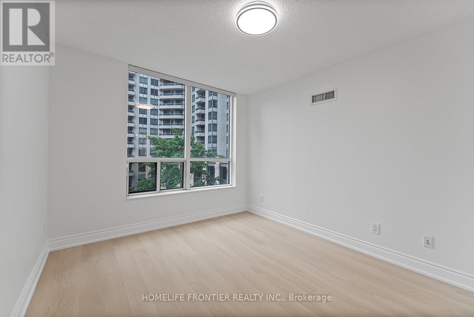 311 - 5 Northtown Way, Toronto, Ontario  M2N 7A1 - Photo 13 - C12331882