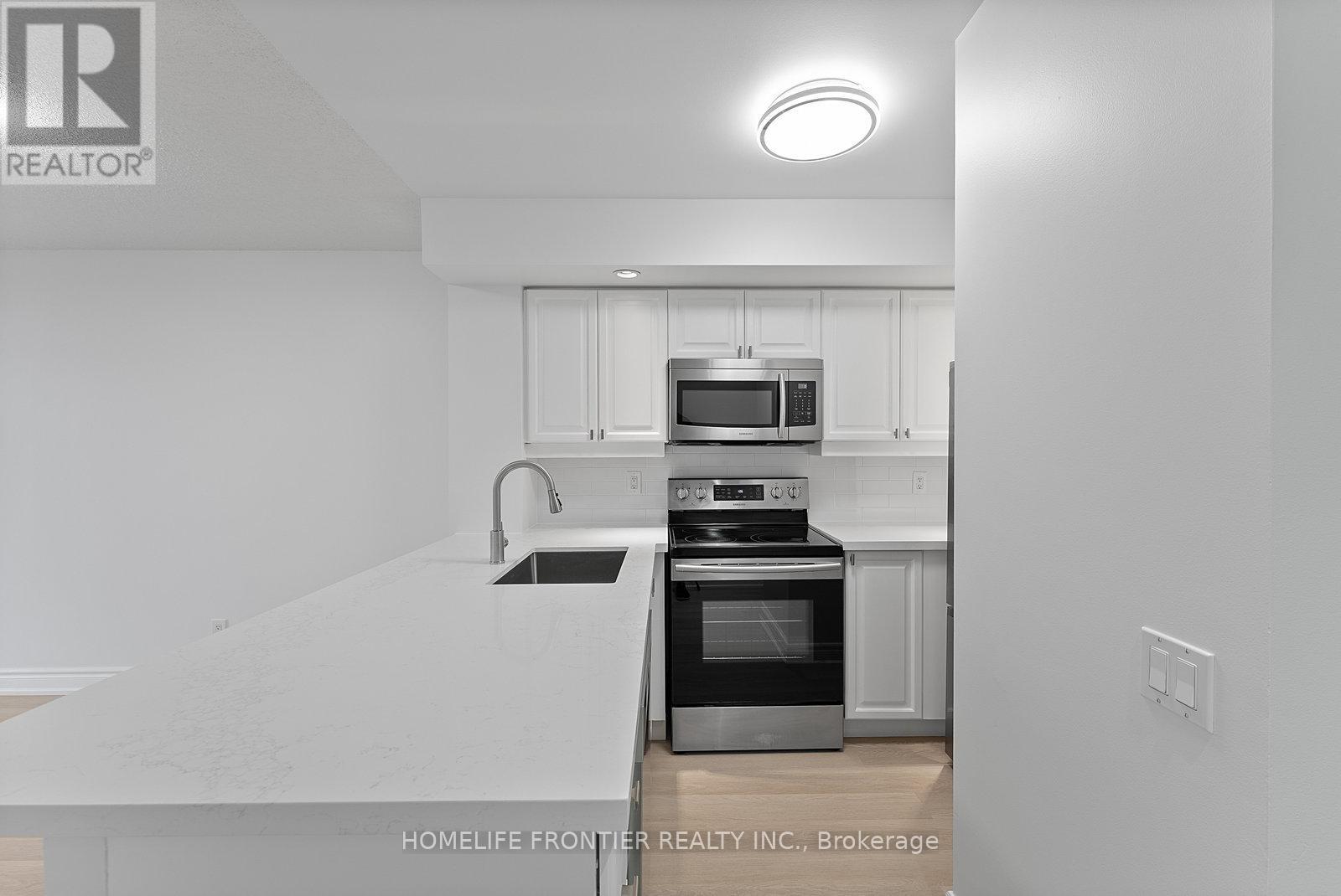 311 - 5 Northtown Way, Toronto, Ontario  M2N 7A1 - Photo 4 - C12331882