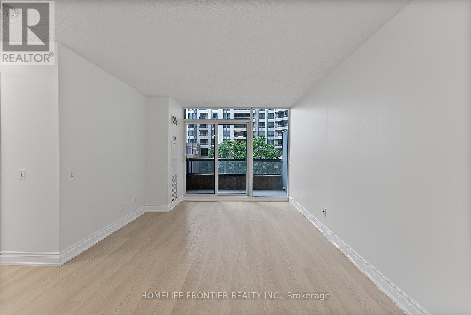 311 - 5 Northtown Way, Toronto, Ontario  M2N 7A1 - Photo 8 - C12331882