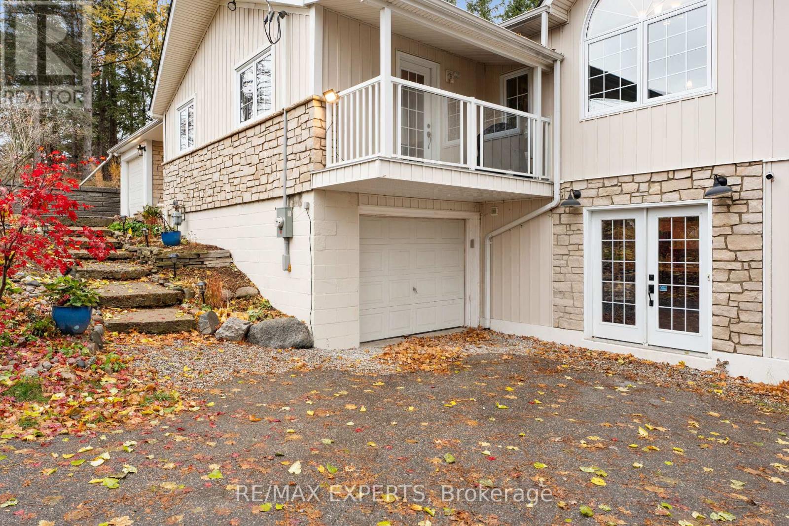 15133 Dufferin Street, King (King City), Ontario  L7B 1A7 - Photo 29 - N12344091