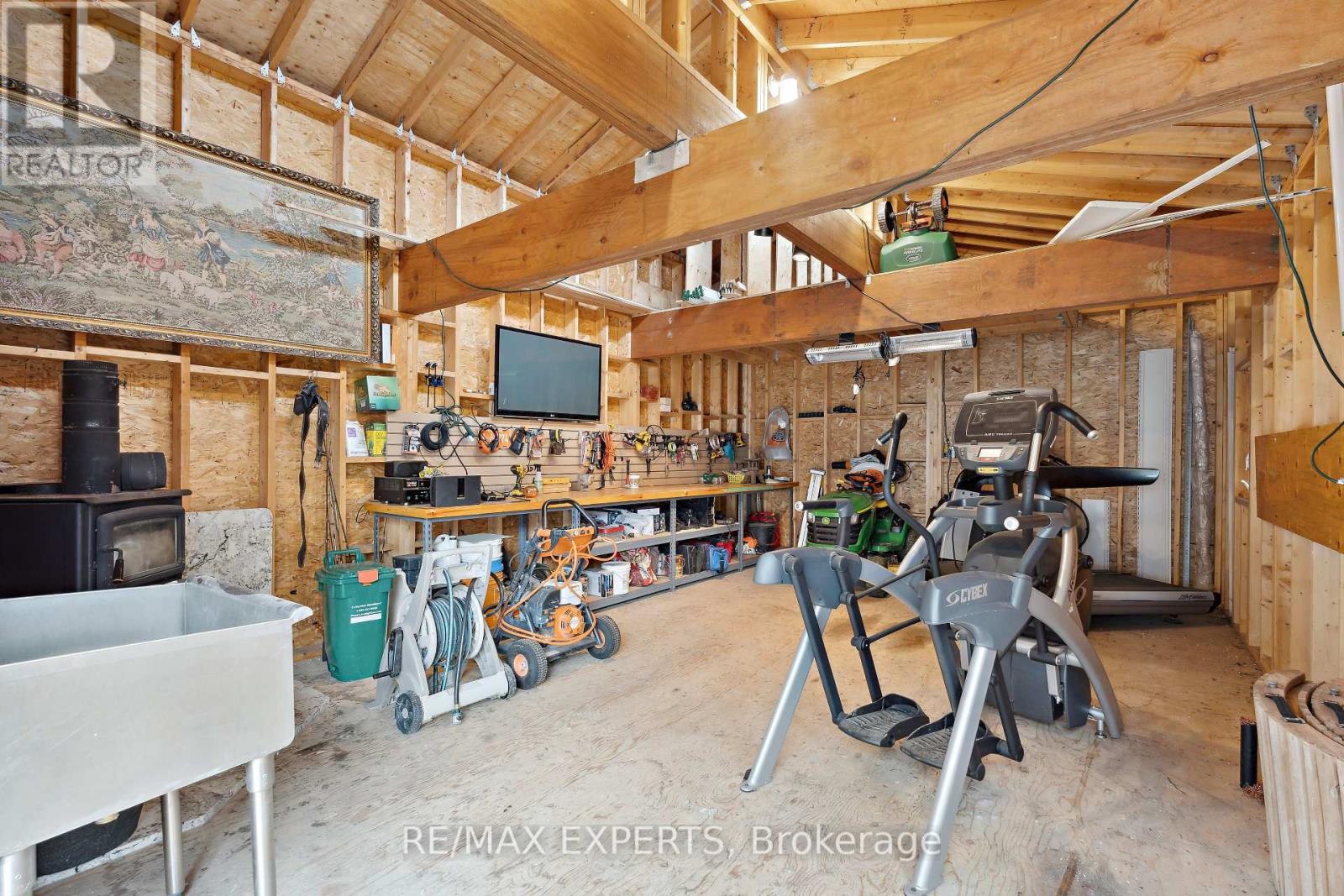 15133 Dufferin Street, King (King City), Ontario  L7B 1A7 - Photo 38 - N12344091