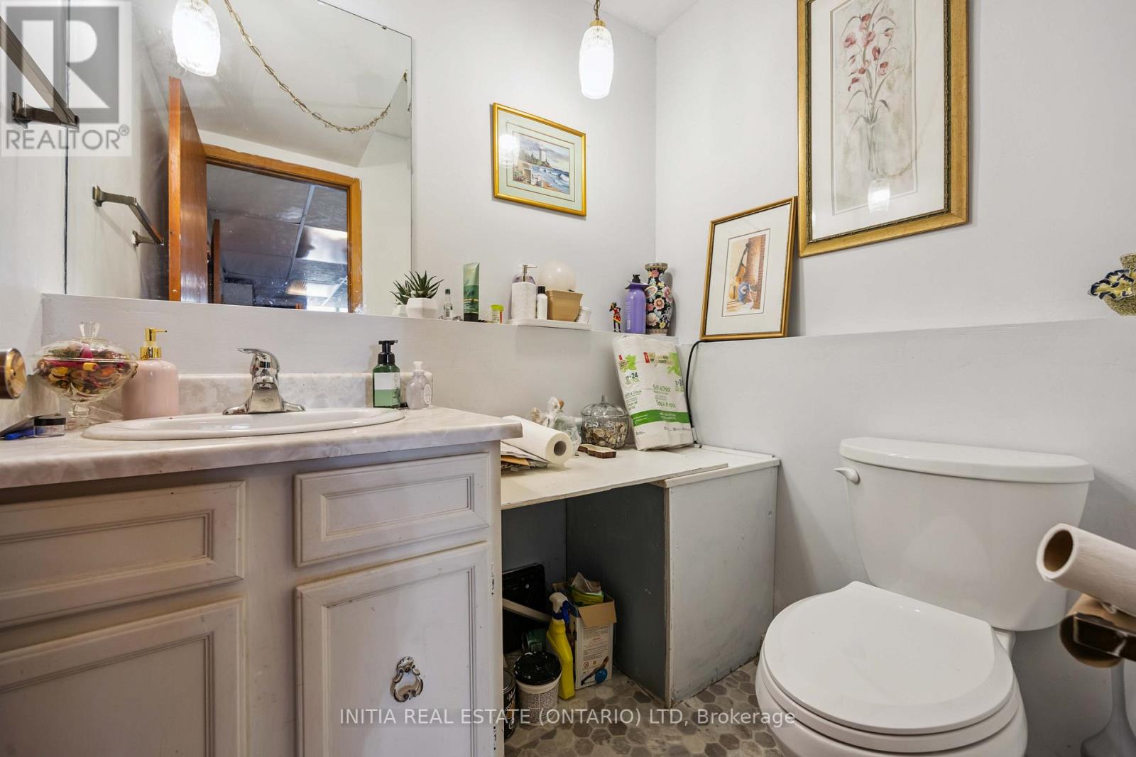106 Hastings Crescent E, Sarnia, Ontario  N7S 5K5 - Photo 24 - X12344237