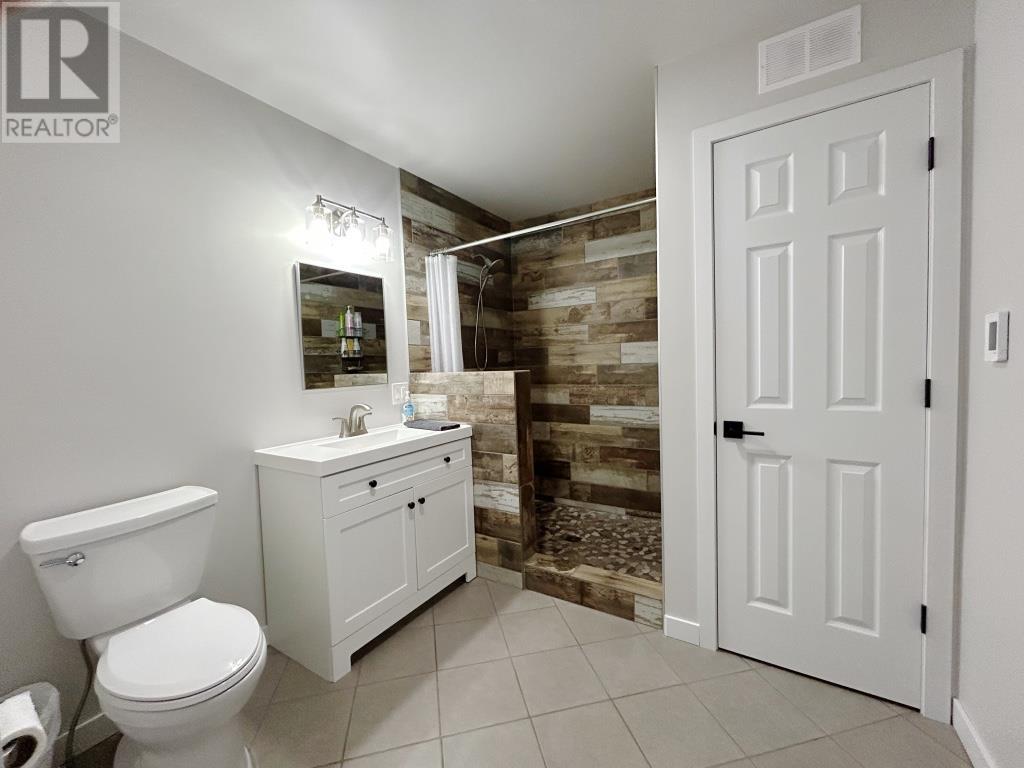 39b Reef Point Road, Fort Frances, Ontario  P9A 3M3 - Photo 17 - TB252490