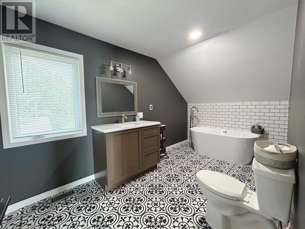 39b Reef Point Road, Fort Frances, Ontario  P9A 3M3 - Photo 31 - TB252490