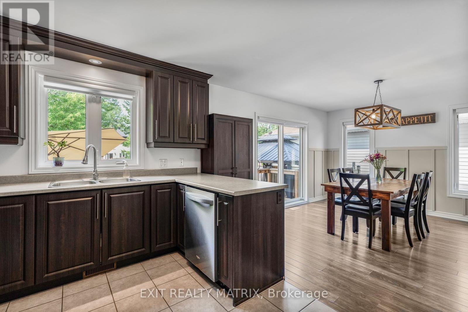 92 Giroux Street, The Nation, Ontario  K0A 2M0 - Photo 10 - X12344247