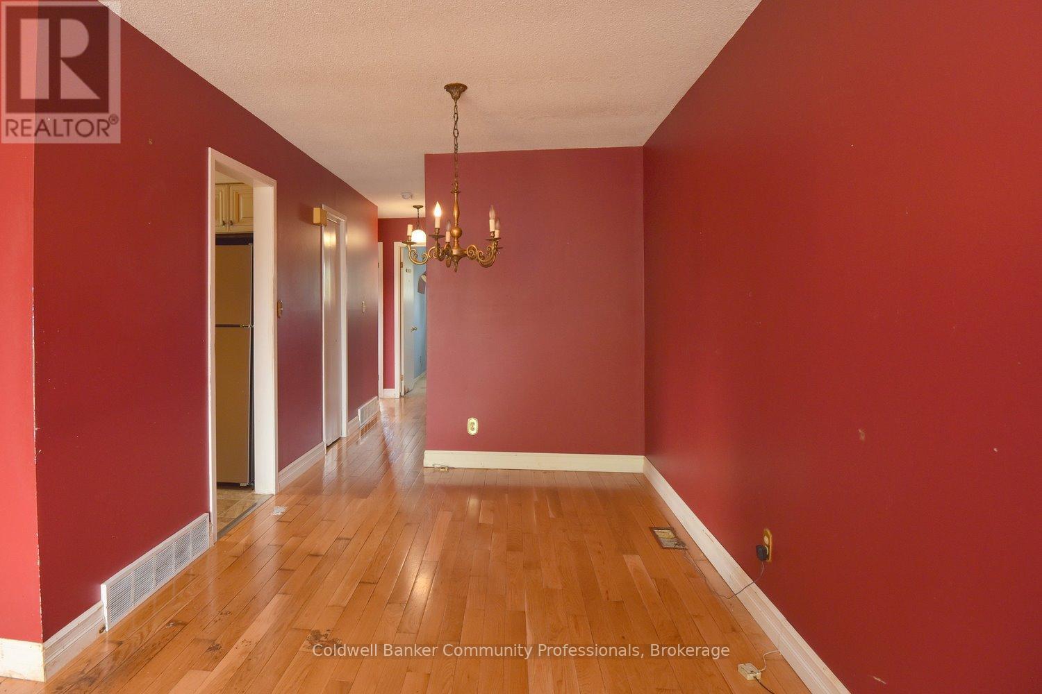 79 Barrington Drive, Welland, Ontario  L3C 5Z8 - Photo 14 - X12344287