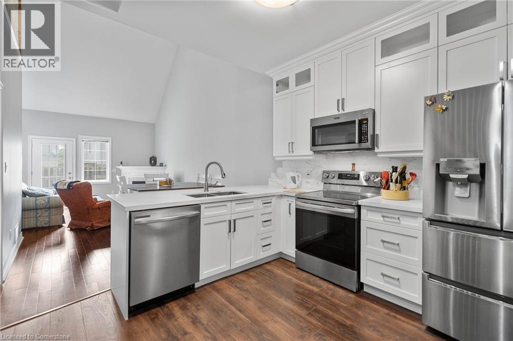 8142 Costabile Drive Unit# 16, Niagara Falls, Ontario  L2H 3M3 - Photo 5 - 40738821