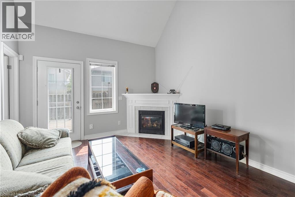 8142 Costabile Drive Unit# 16, Niagara Falls, Ontario  L2H 3M3 - Photo 9 - 40738821