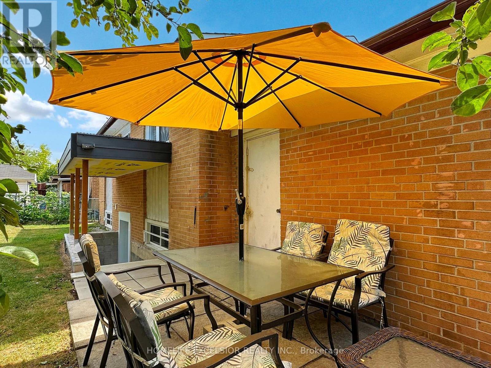 26 John Garland Boulevard, Toronto (Mount Olive-Silverstone-Jamestown), Ontario  M9V 1N3 - Photo 44 - W12342955
