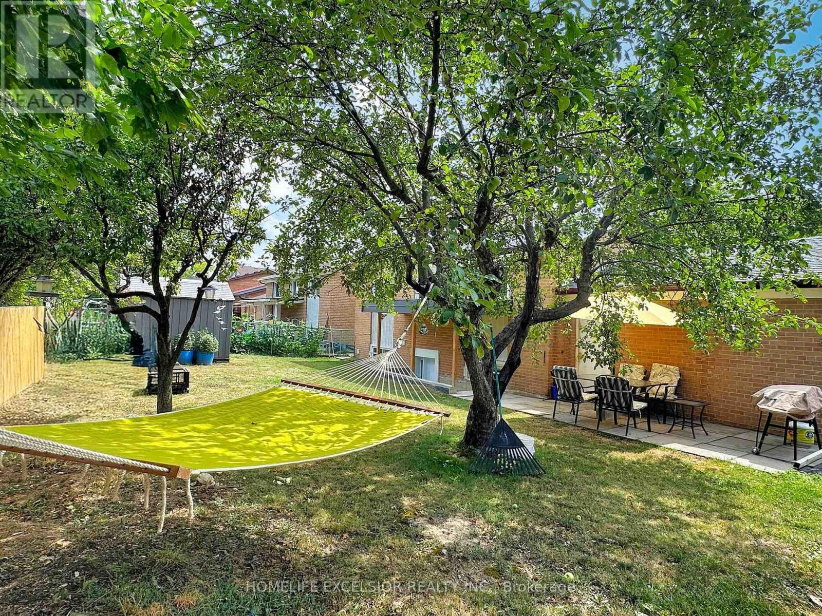 26 John Garland Boulevard, Toronto (Mount Olive-Silverstone-Jamestown), Ontario  M9V 1N3 - Photo 43 - W12342955