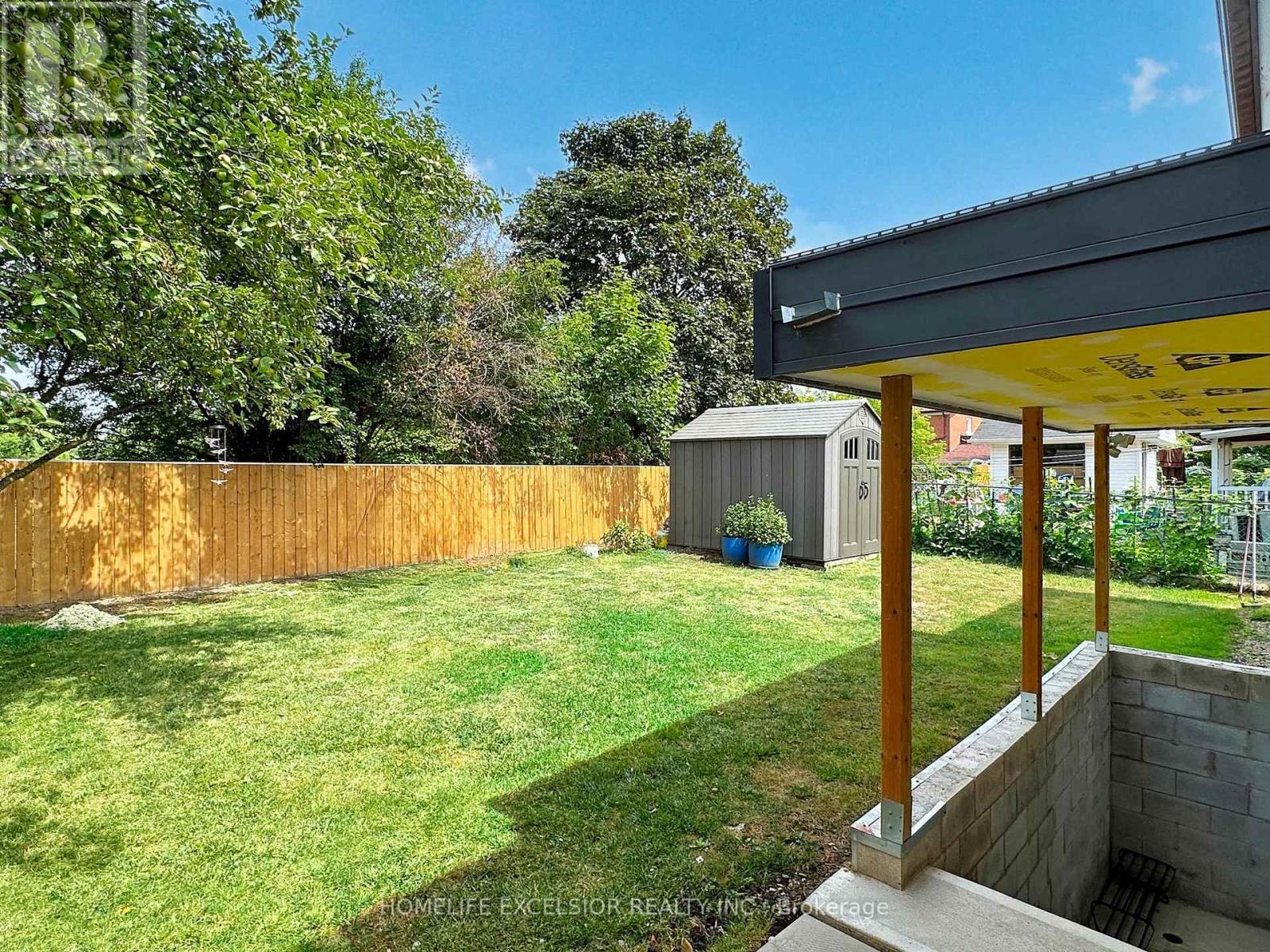 26 John Garland Boulevard, Toronto (Mount Olive-Silverstone-Jamestown), Ontario  M9V 1N3 - Photo 46 - W12342955