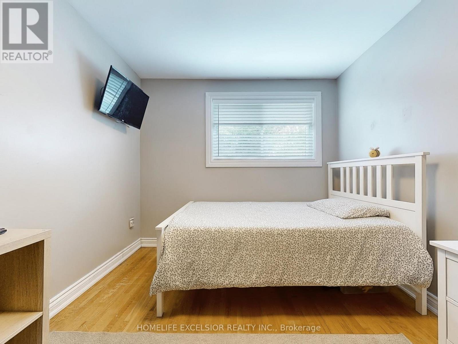 26 John Garland Boulevard, Toronto (Mount Olive-Silverstone-Jamestown), Ontario  M9V 1N3 - Photo 22 - W12342955