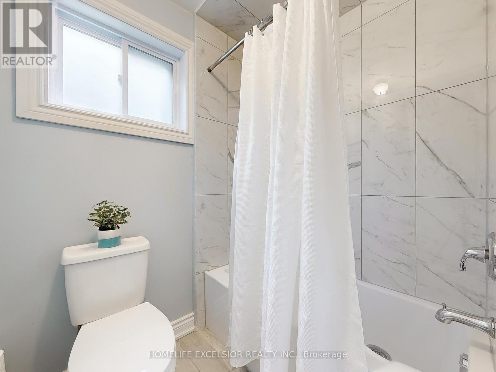 26 John Garland Boulevard, Toronto (Mount Olive-Silverstone-Jamestown), Ontario  M9V 1N3 - Photo 28 - W12342955