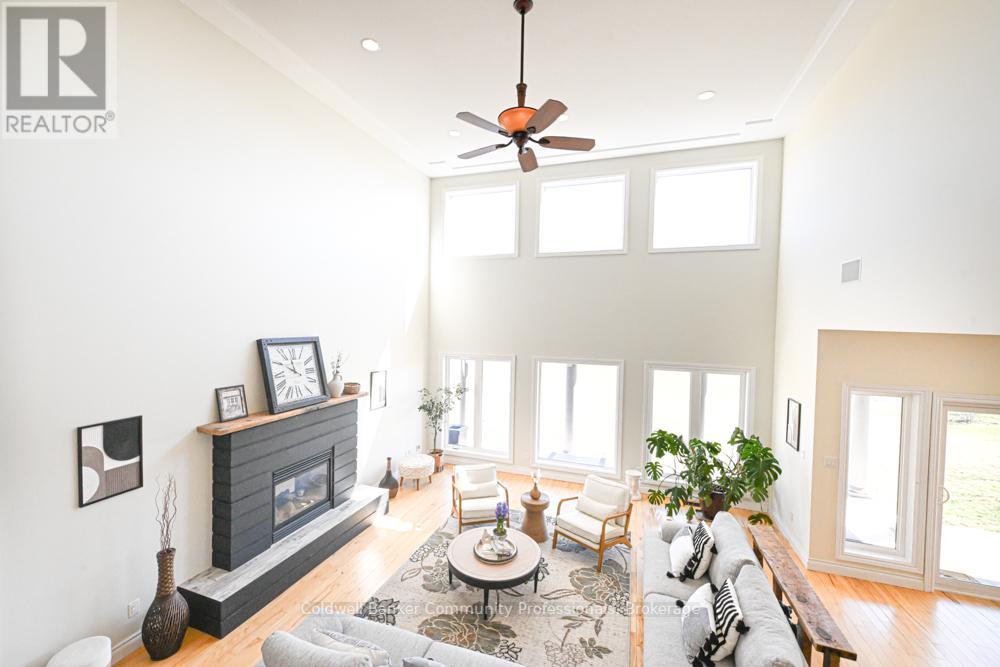 1065 Concession 3 Road, Niagara-On-The-Lake, Ontario  L0S 1J0 - Photo 11 - X12187362