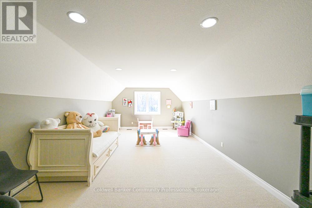 1065 Concession 3 Road, Niagara-On-The-Lake, Ontario  L0S 1J0 - Photo 37 - X12187362