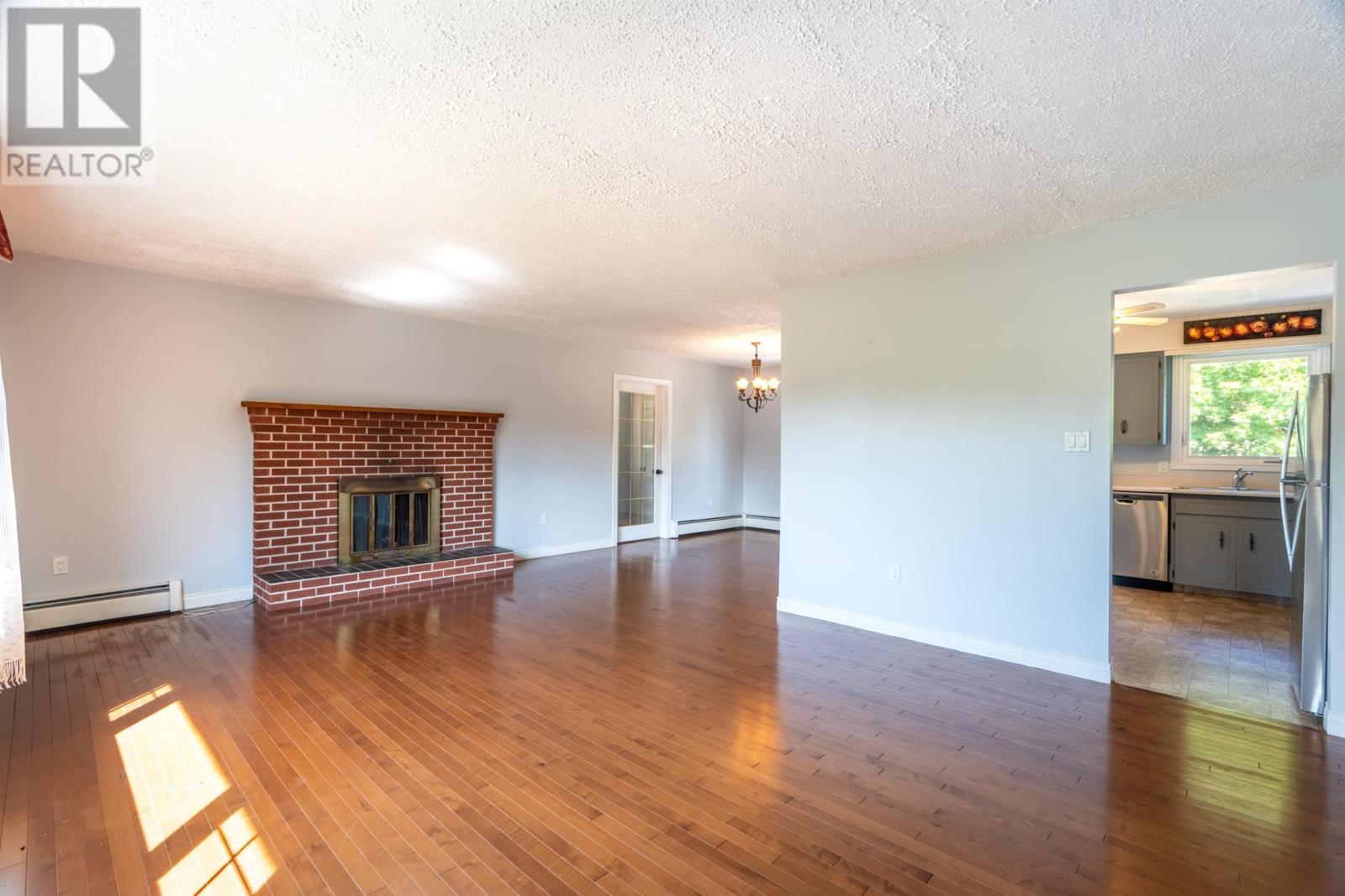 37 Chelsey Circle, Charlottetown, Prince Edward Island  C1E 1E9 - Photo 8 - 202520580