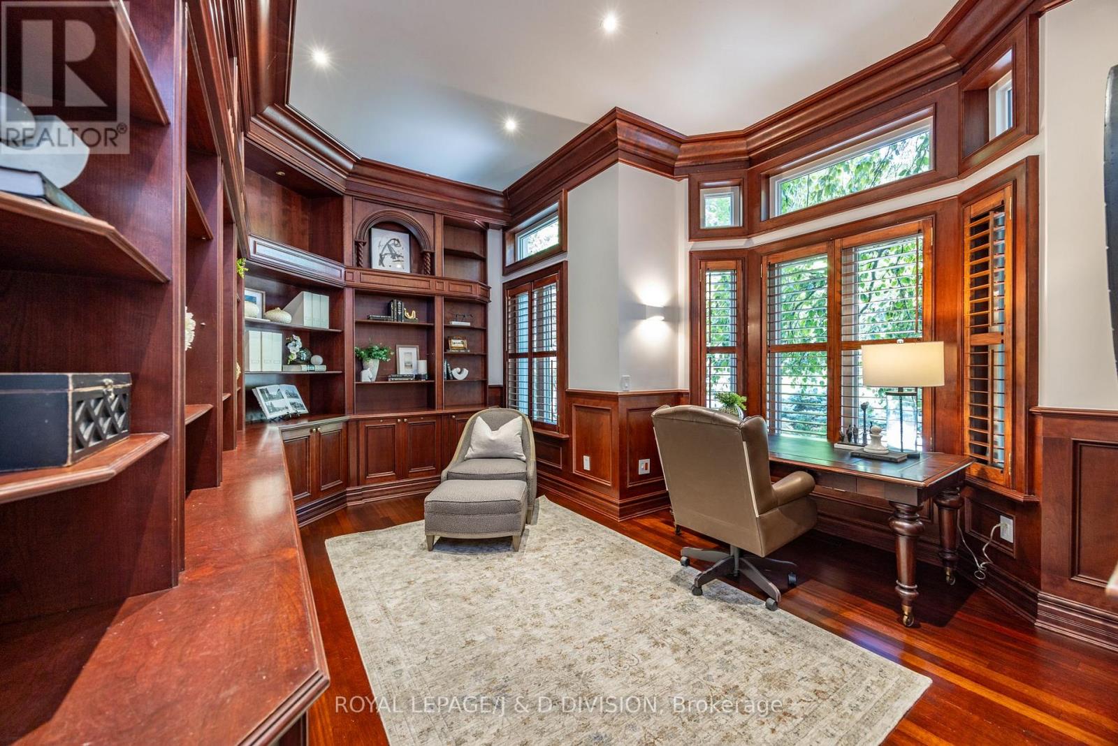 1 Knightswood Road, Toronto, Ontario  M4N 2G9 - Photo 11 - C12300825