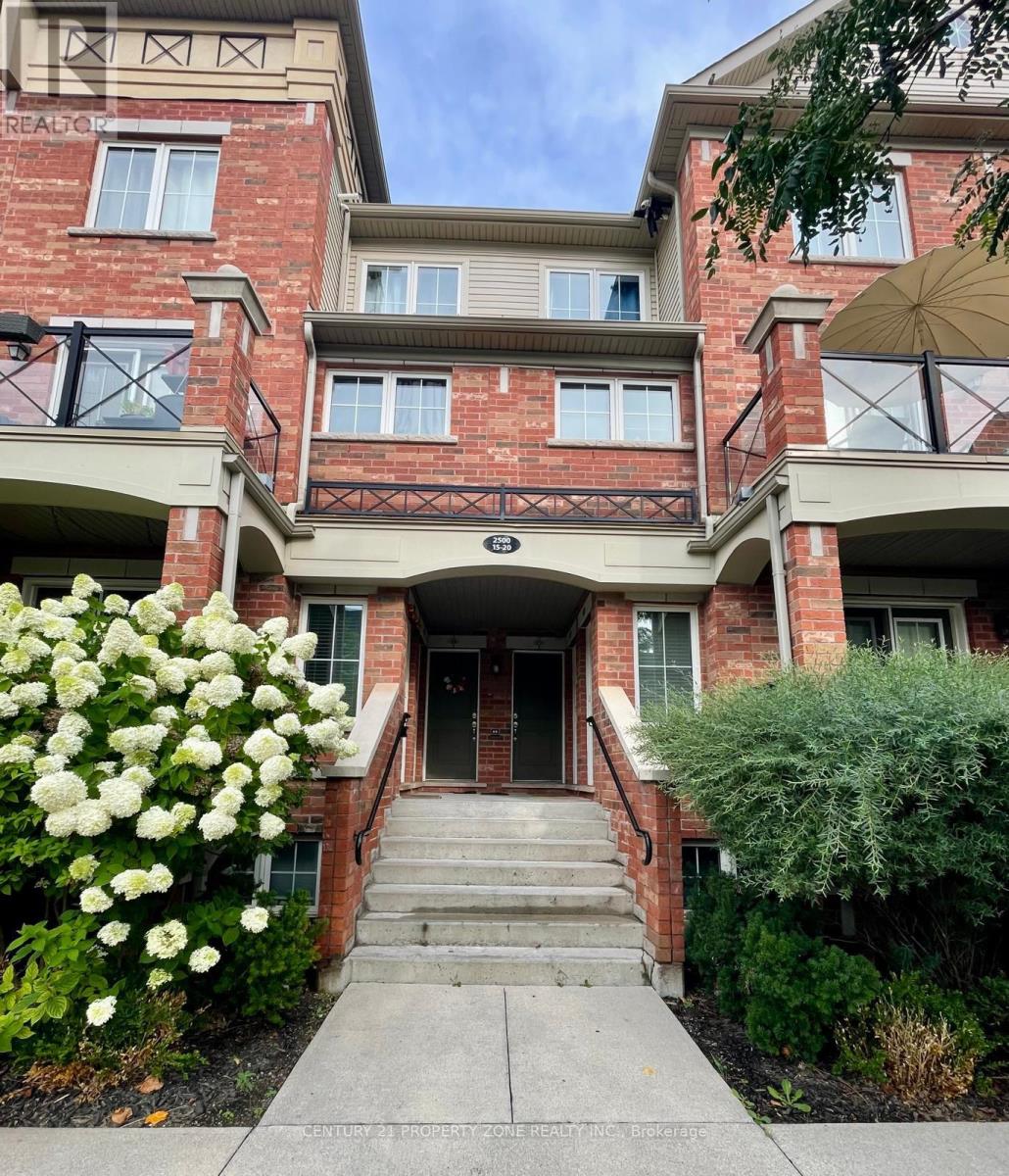Property at 20 - 2500 POST ROAD image 1