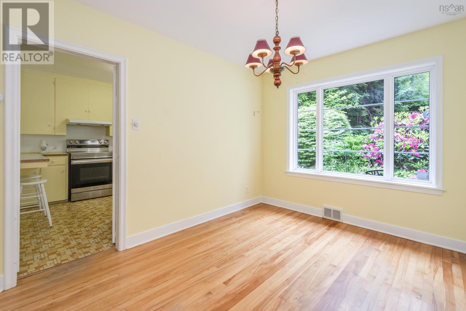 14 Retreat Avenue, Halifax, Nova Scotia  B3N 1Y2 - Photo 7 - 202517328