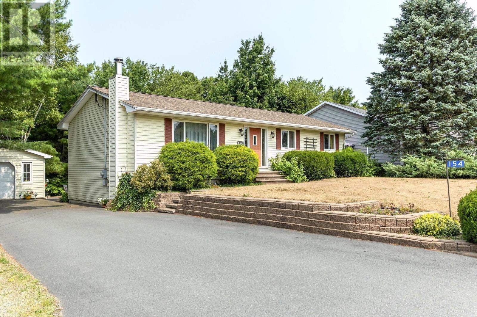 154 Old Farm Lane, New Minas, Nova Scotia  B4N 4K8 - Photo 1 - 202520330