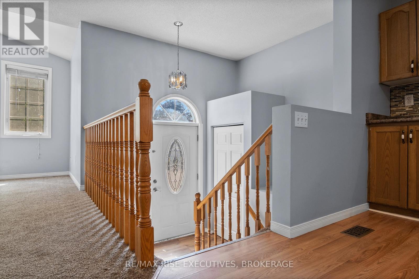 Property at 1279 BRACKENWOOD CRESCENT image 3