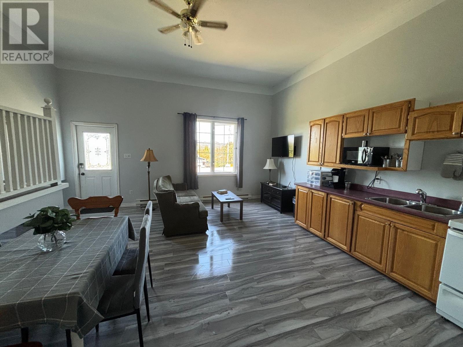 201-211 Main Street, Come By Chance, Newfoundland & Labrador  A0B 1N0 - Photo 10 - 1289234