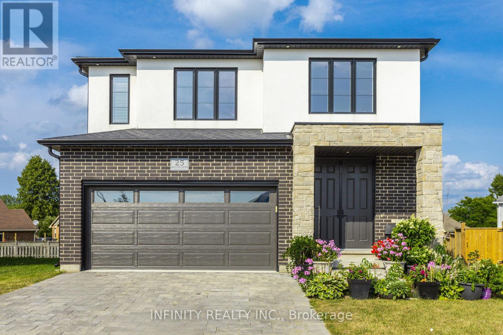 25 Welch Court, St. Thomas, Ontario  N5R 0M1 - Photo 2 - X12344444