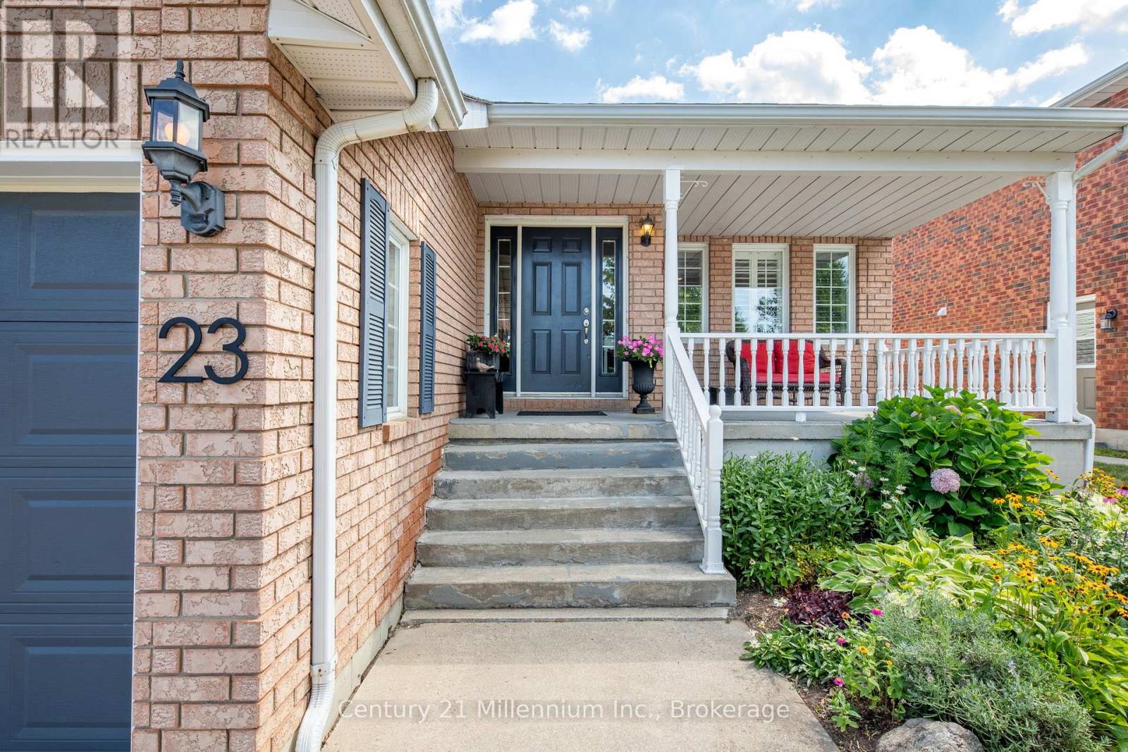 23 Bush Street, Collingwood, Ontario  L9Y 4S9 - Photo 2 - S12344155