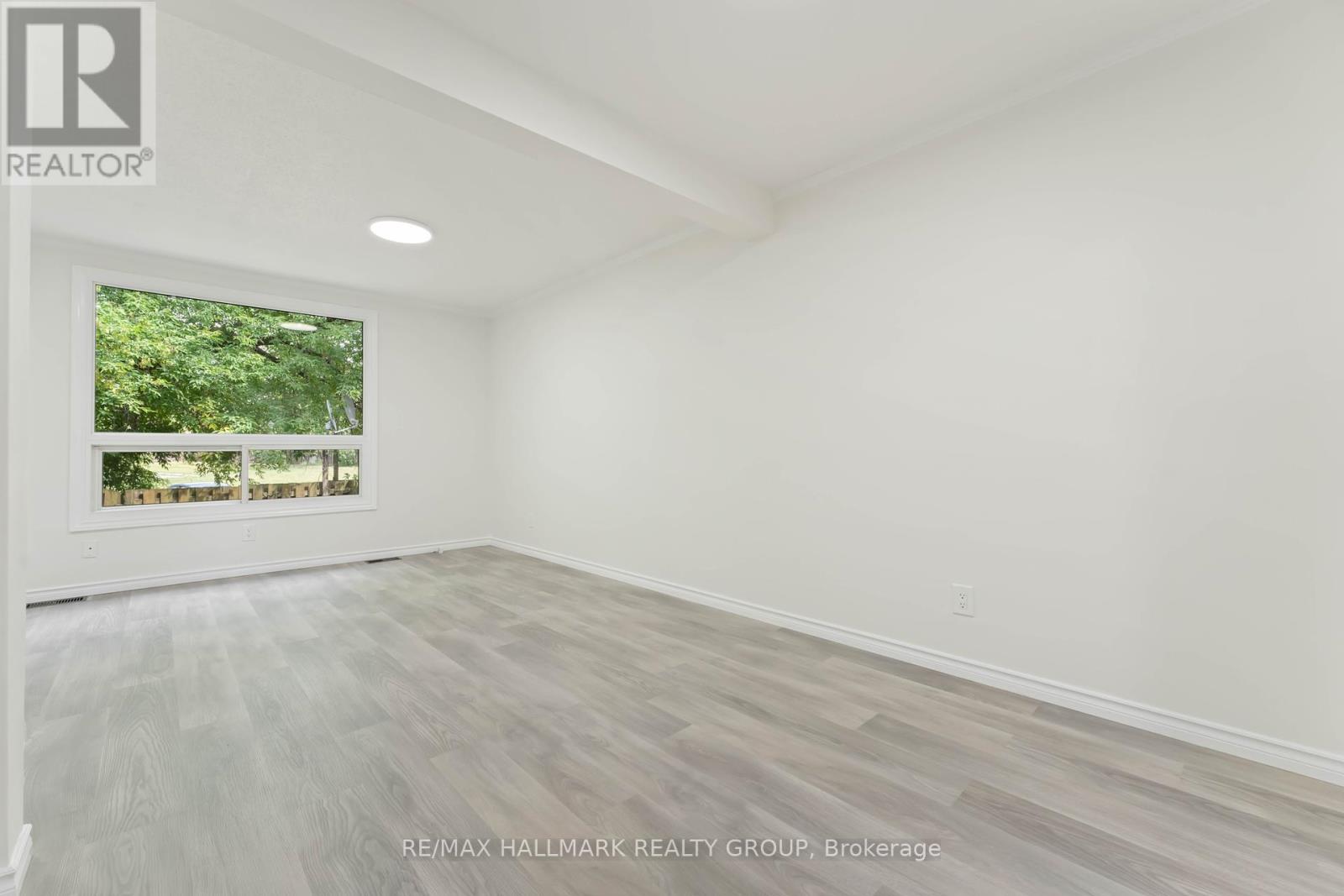 Property at 317 - 1441 PALMERSTON DRIVE image 4