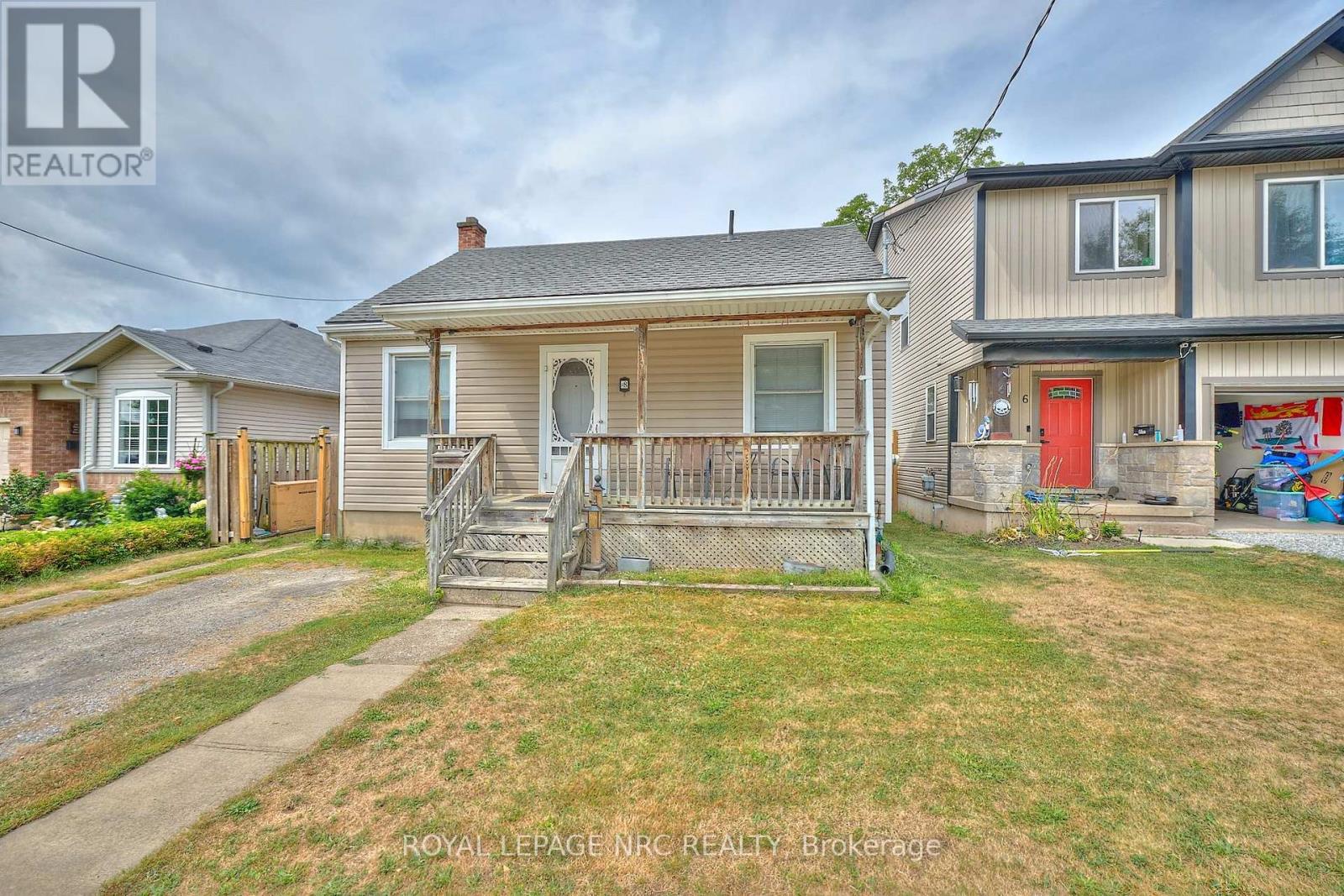 8 Woodburn Avenue, St. Catharines, Ontario  L2P 2W7 - Photo 23 - X12344340