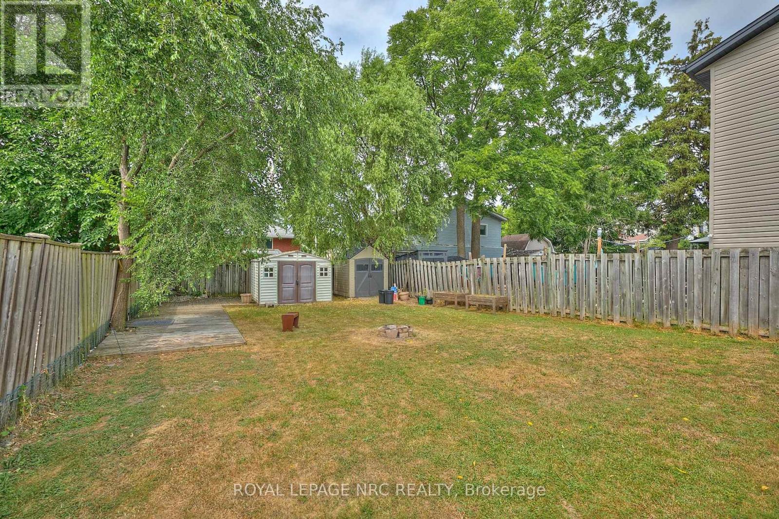 8 Woodburn Avenue, St. Catharines, Ontario  L2P 2W7 - Photo 3 - X12344340