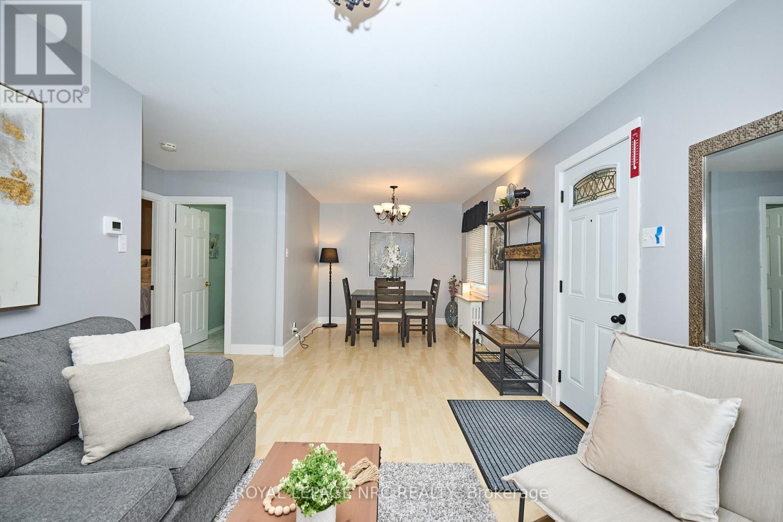 8 Woodburn Avenue, St. Catharines, Ontario  L2P 2W7 - Photo 6 - X12344340