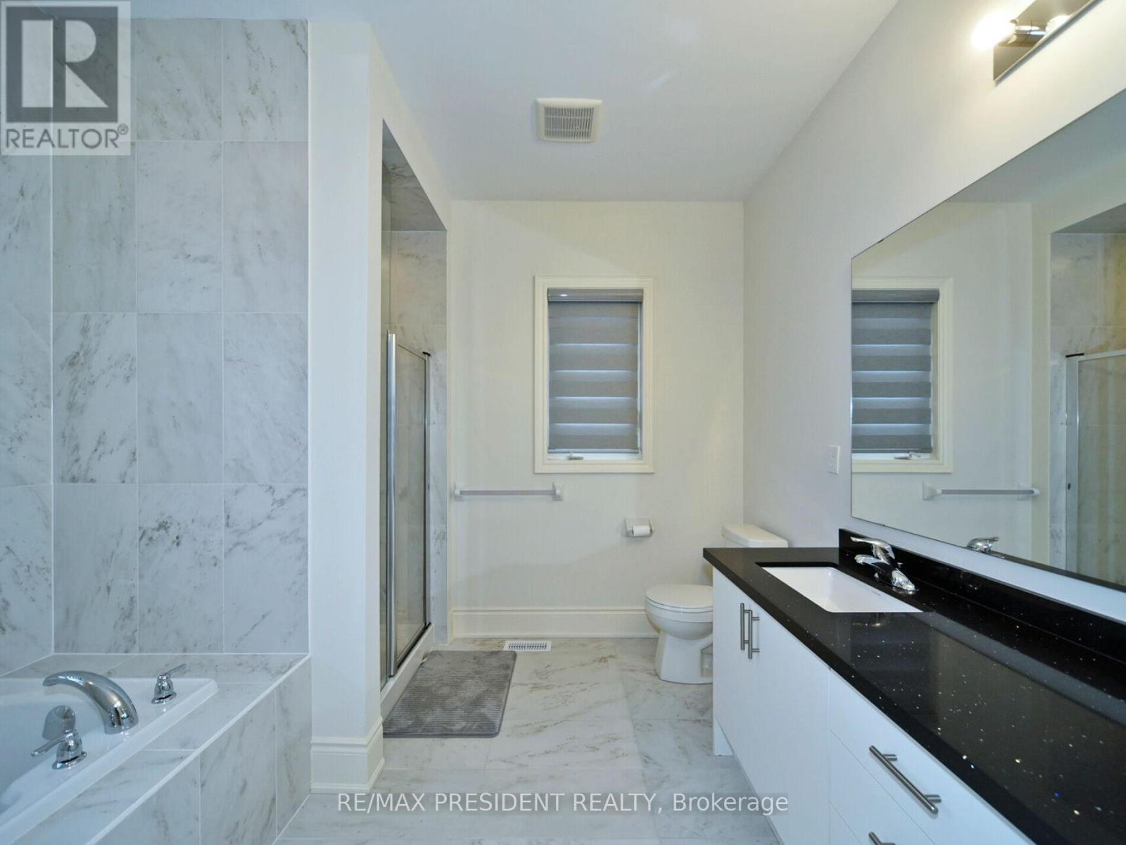 210 Mckean Drive, Whitchurch-Stouffville, Ontario  L4A 5C2 - Photo 23 - N12344269