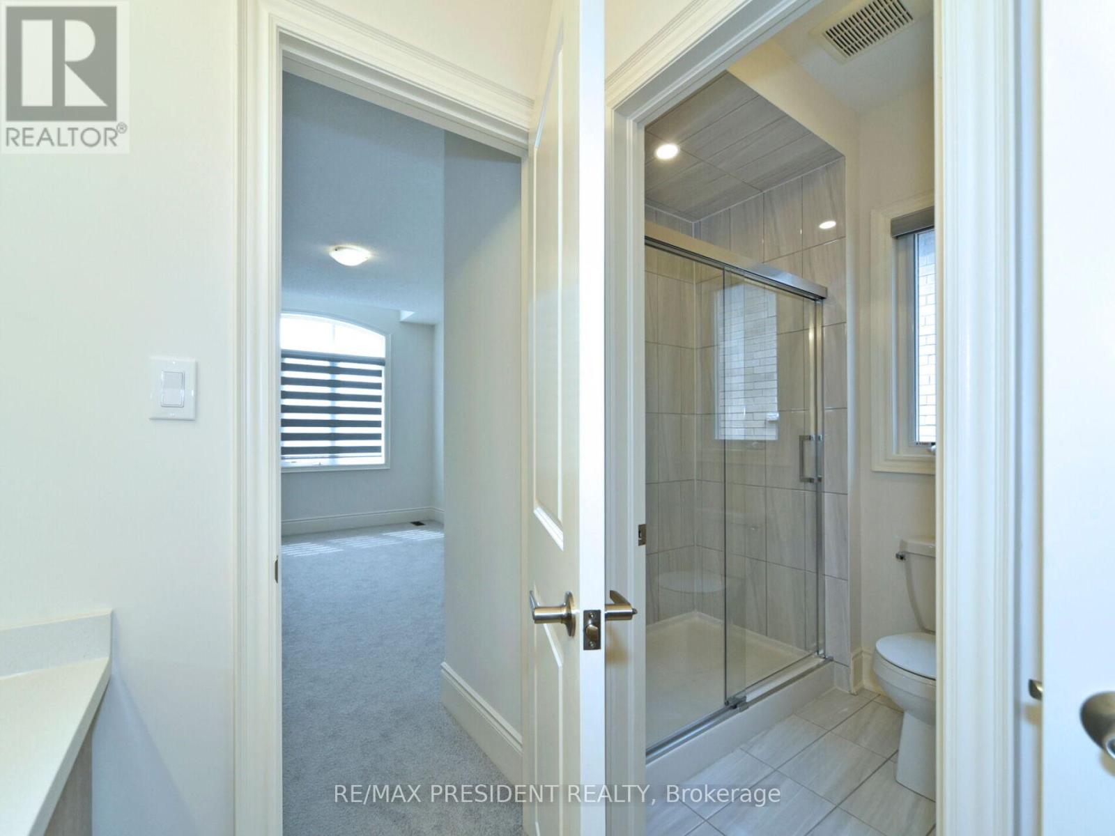 210 Mckean Drive, Whitchurch-Stouffville, Ontario  L4A 5C2 - Photo 31 - N12344269