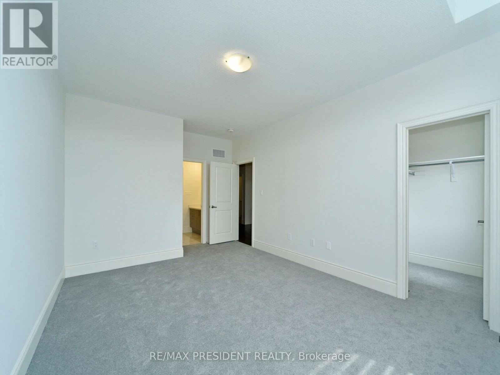 210 Mckean Drive, Whitchurch-Stouffville, Ontario  L4A 5C2 - Photo 34 - N12344269