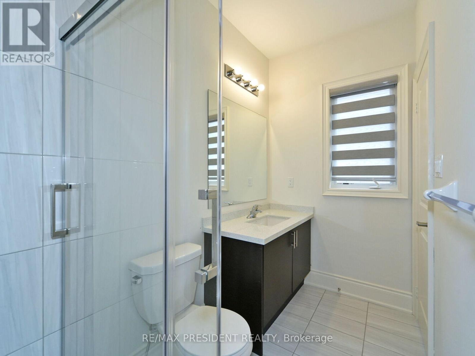 210 Mckean Drive, Whitchurch-Stouffville, Ontario  L4A 5C2 - Photo 40 - N12344269