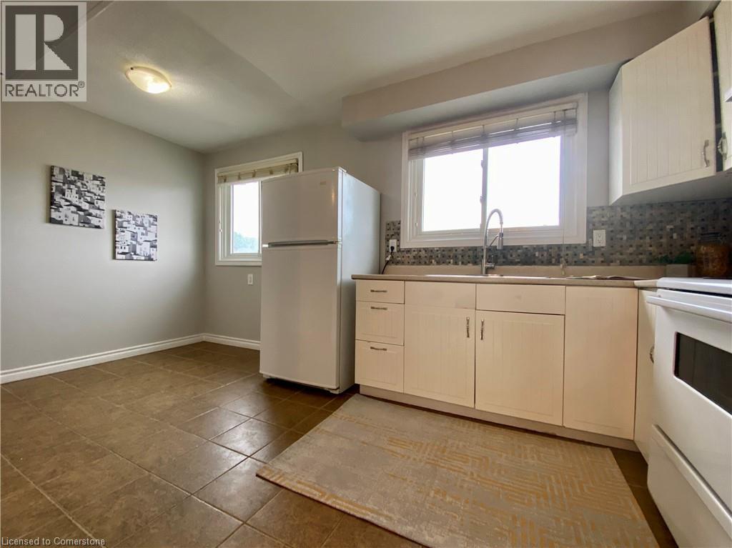 1025 Upper Gage Avenue Unit# 3, Hamilton, Ontario  L8V 4L2 - Photo 6 - 40728265