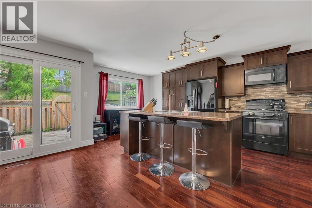 Property at 26 MOSS Boulevard Unit# 24 image 3