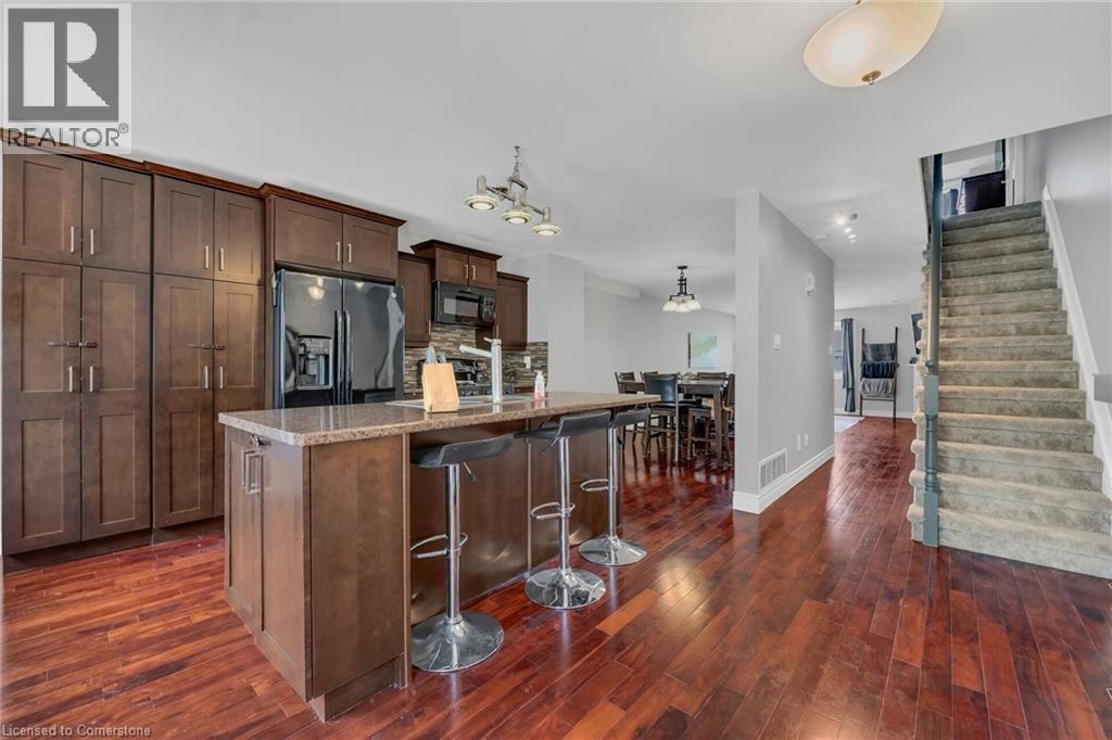Property at 26 MOSS Boulevard Unit# 24 image 4