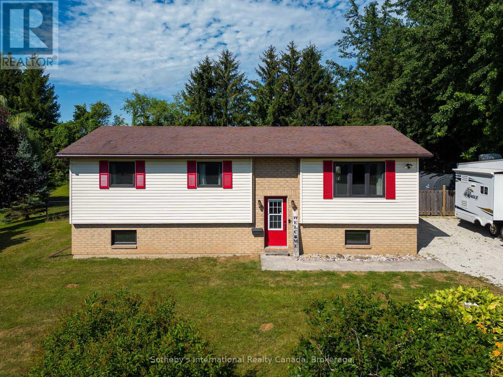 140 GREENFIELD DRIVE, Meaford, Ontario