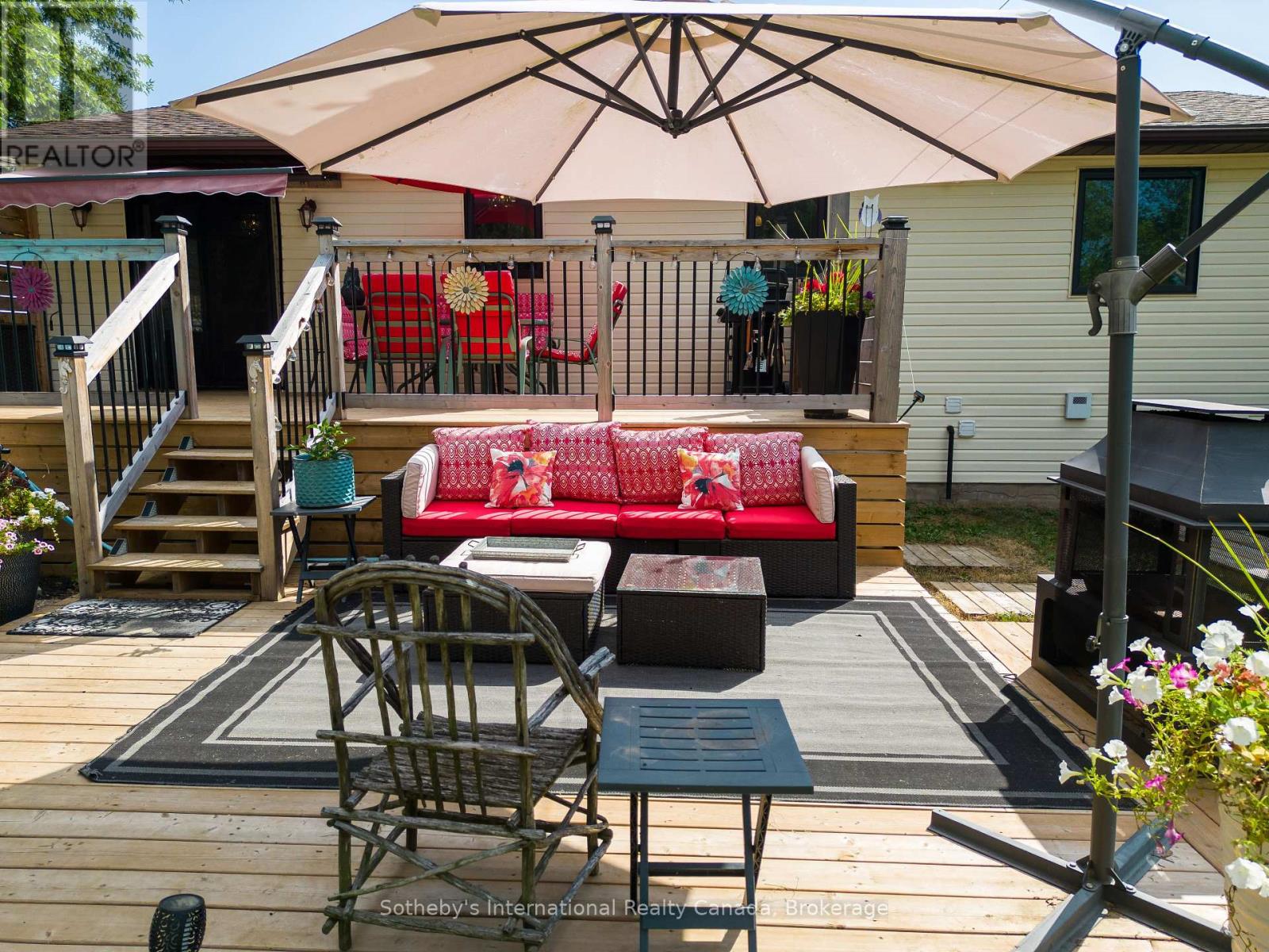 140 Greenfield Drive, Meaford, Ontario  N4L 1W6 - Photo 20 - X12344307
