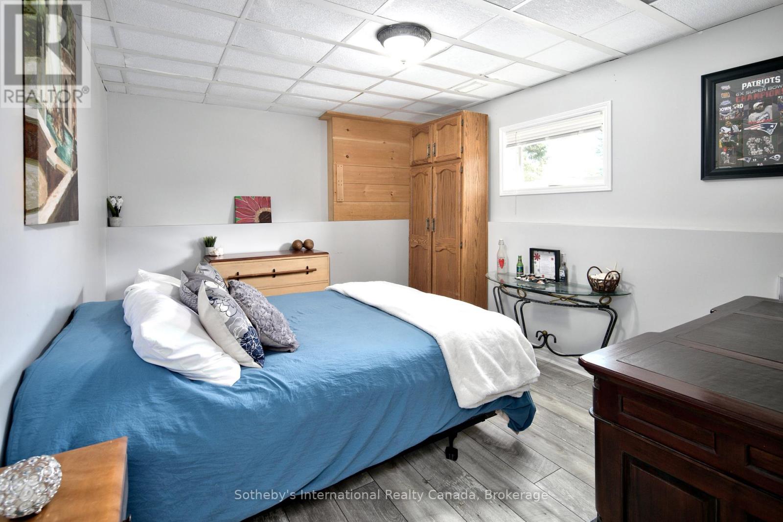 140 Greenfield Drive, Meaford, Ontario  N4L 1W6 - Photo 41 - X12344307